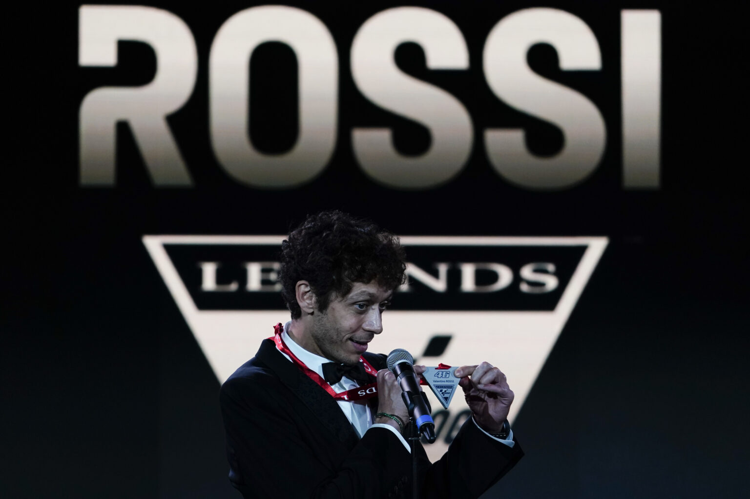 Read more about the article Valentino Rossi er nå offisiell Legende!