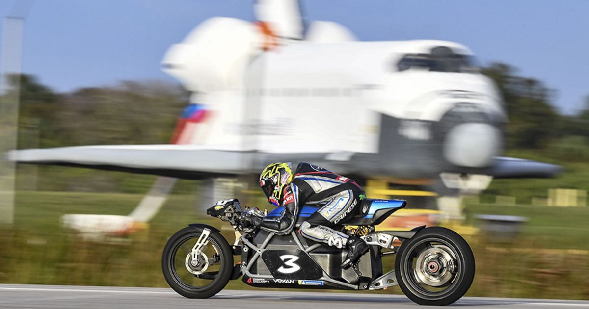 Read more about the article Så, hva med småpene 470,257 km/t på el-motorsykkel?