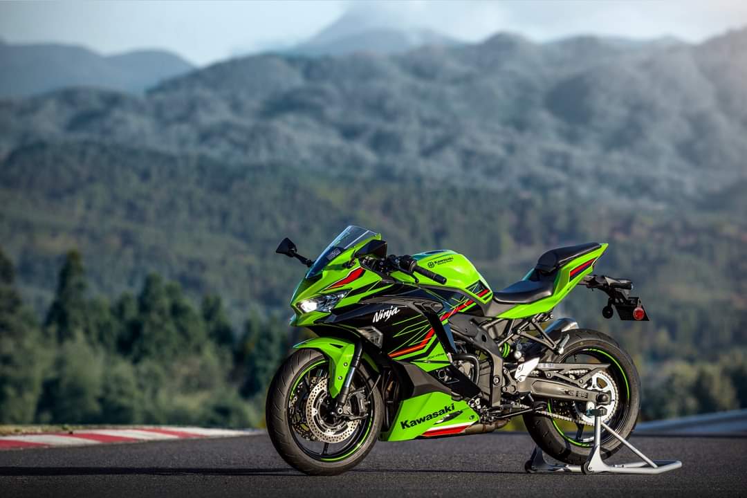 Read more about the article Kawasaki presenterer Ninja ZX-4R supersport